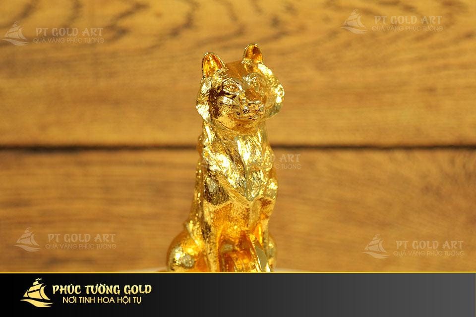 Tượng chó phong thủy mạ vàng