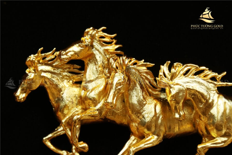 Tranh mã đáo thành công mạ vàng 24k - MD01 6