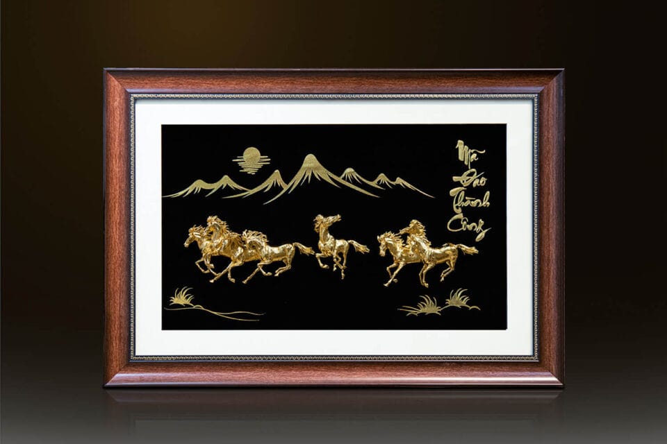 Tranh mã đáo thành công mạ vàng 24k - MD01