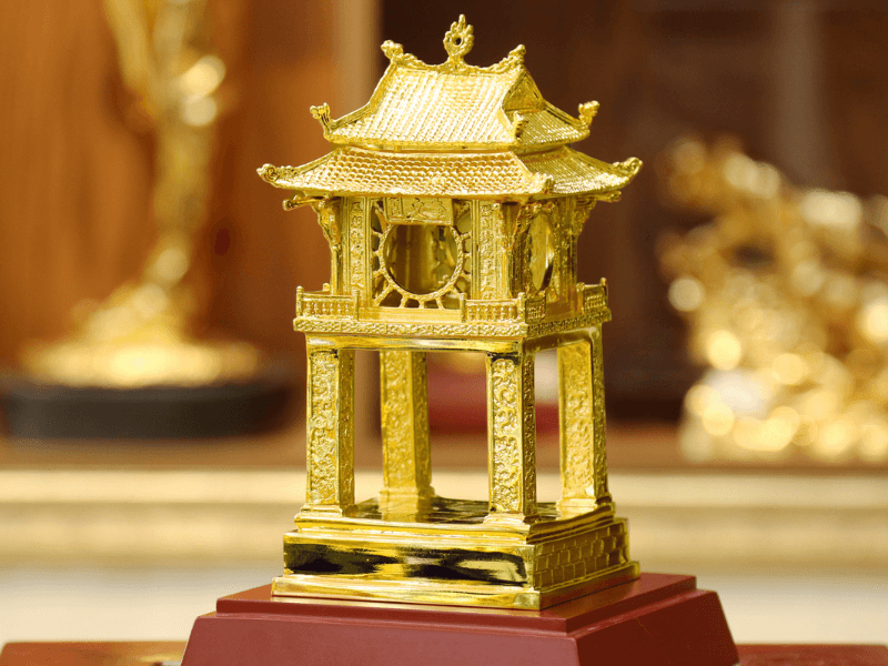 qua tang chia tay dong nghiep 17